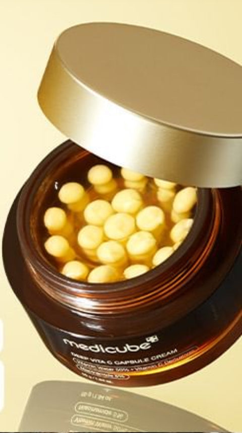 MEDICUBE- Crema de vitamina C
